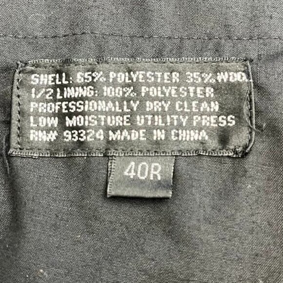 Zagato Signature Collection 2-Piece Wool-Blend Suit – Black Windowpane
Very nice - Picture 12 of 16